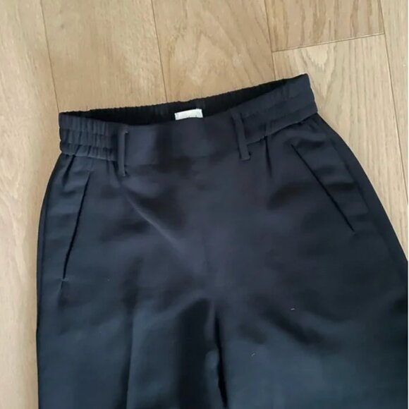 Original Effortless crop pants from Aritzia - no pleats, elastic waist - Picture 4 of 5